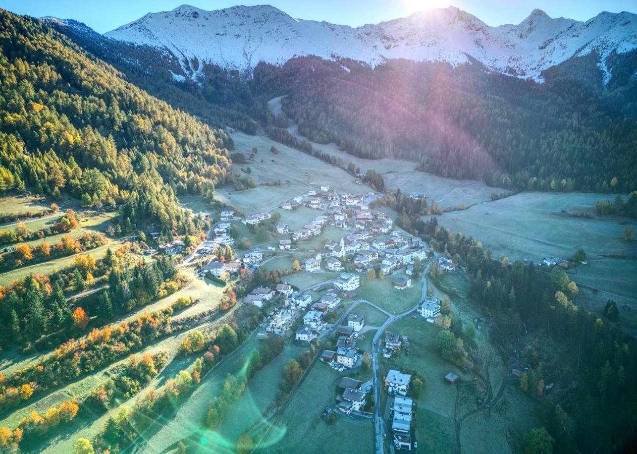 Landhaus Sonnrain フェンデルス エクステリア 写真